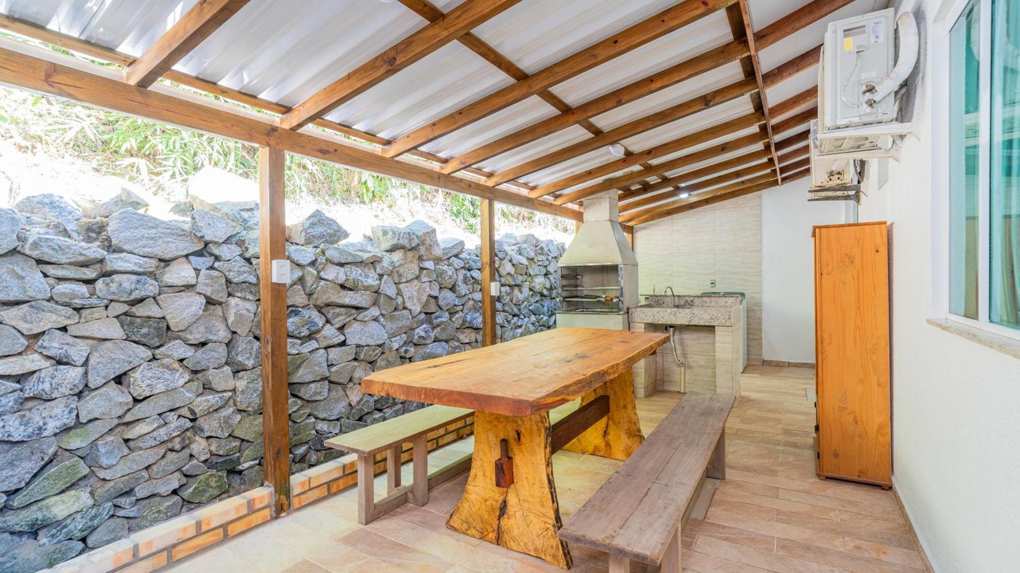 Villa Residencial Com Piscina Possui Jacuzzi Aquecida Com Hidromassagem à Bombinhas Extérieur photo